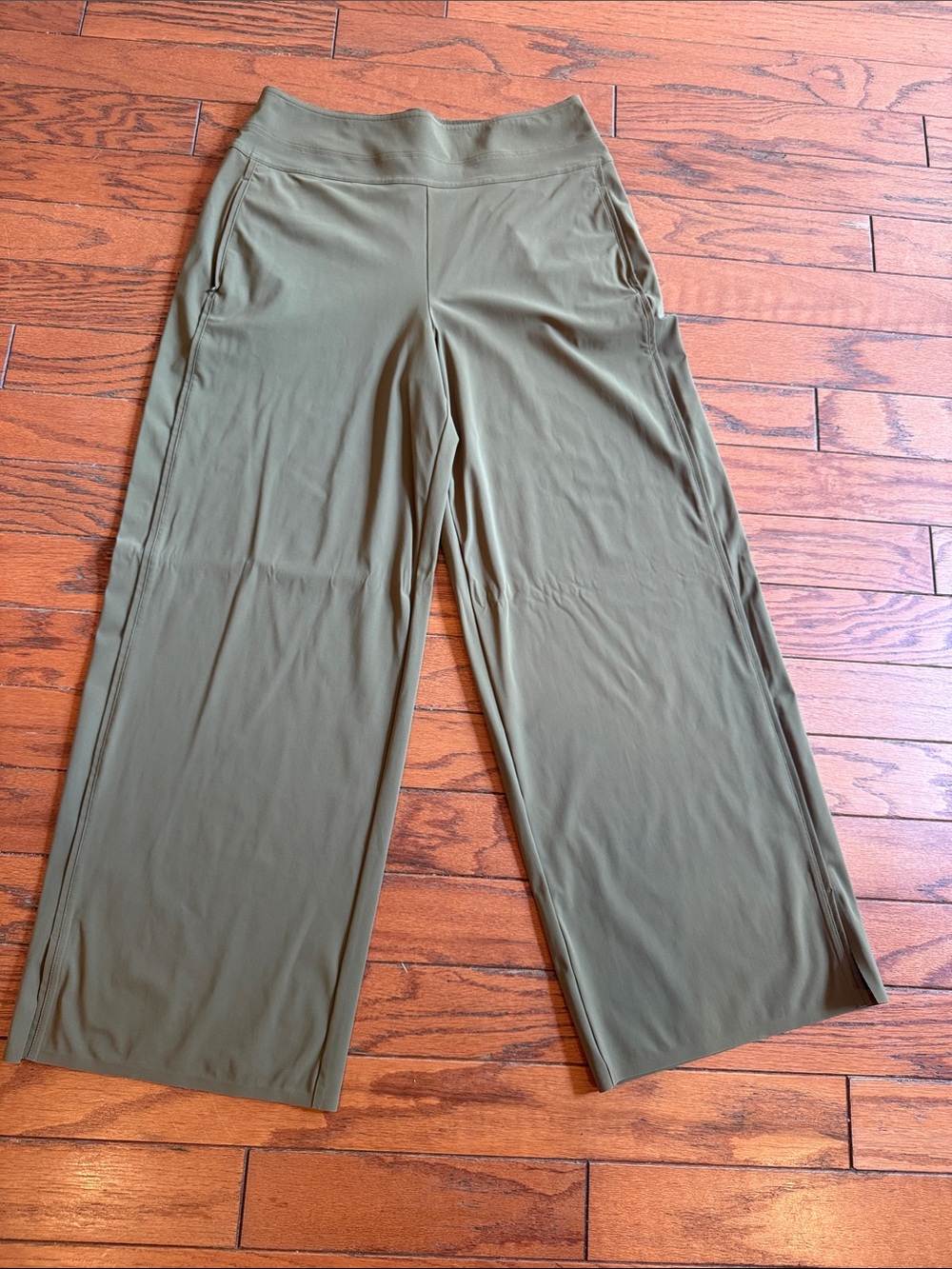 Athleta Olive Wide-Leg Pants